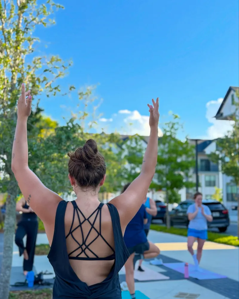 Flyer for Ev’rybody Yoga at LEVS Park