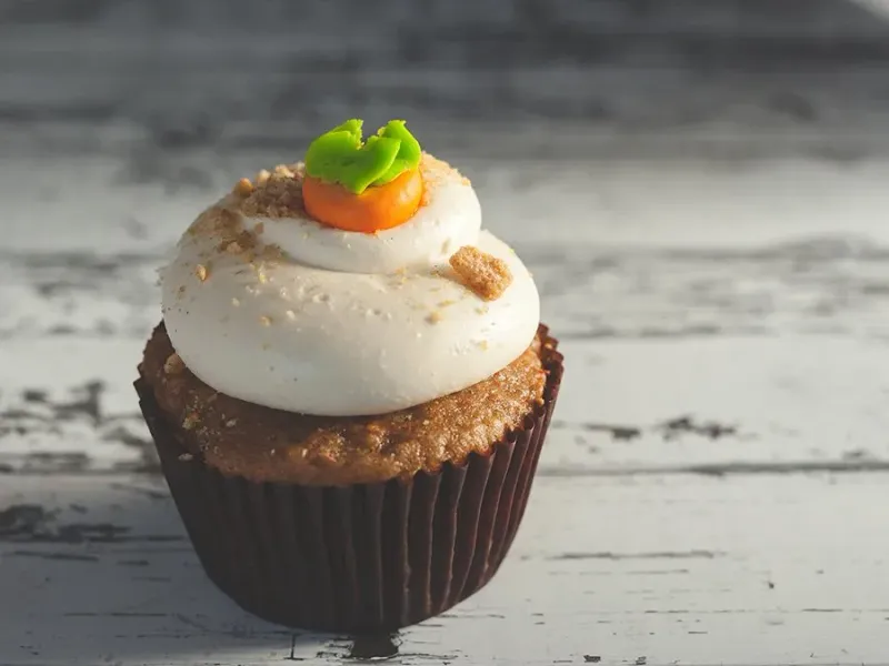 Flyer for Decadent Fall Cupcakes